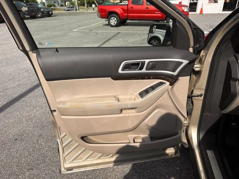 Used 2011 Ford Explorer Limited AWD/4WD image 11