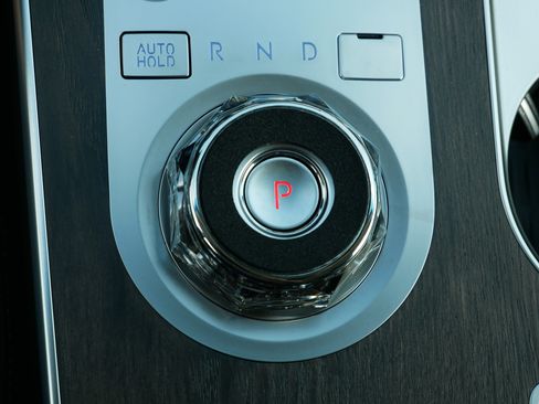 New 2025 Genesis GV80 3.5T Prestige image 8