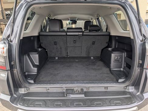 Used 2022 Toyota 4Runner TRD Off-Road Premium image 9