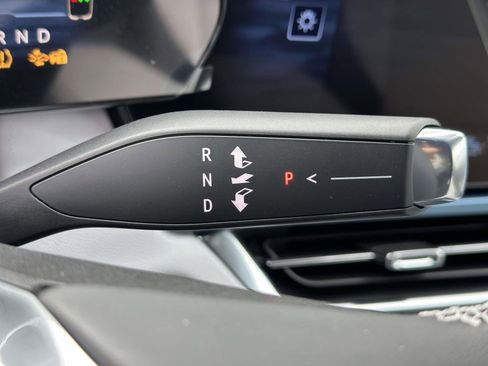 New 2026 Chevrolet Equinox EV LT image 13