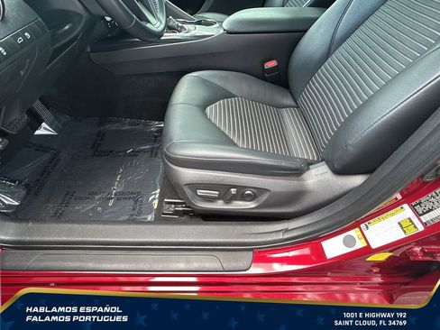 Used 2018 Toyota Camry SE FWD image 14