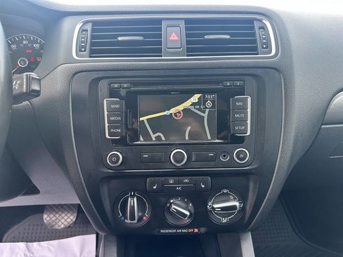 Used 2014 Volkswagen Jetta TDI image 26
