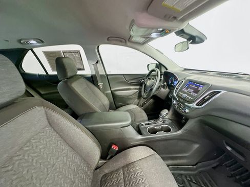 Used 2023 Chevrolet Equinox LT w/ Driver Convenience Package image 29