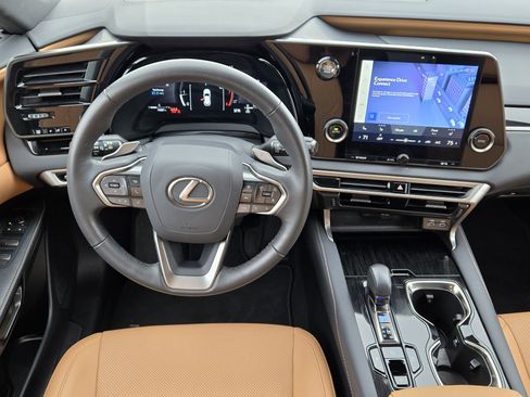 Used 2025 Lexus RX 350 Technology Package image 34
