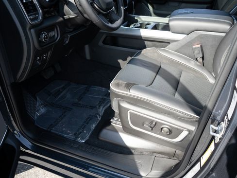 New 2026 RAM 1500 Laramie w/ Night Edition image 18