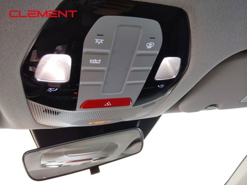 Used 2025 Kia K4 EX image 31