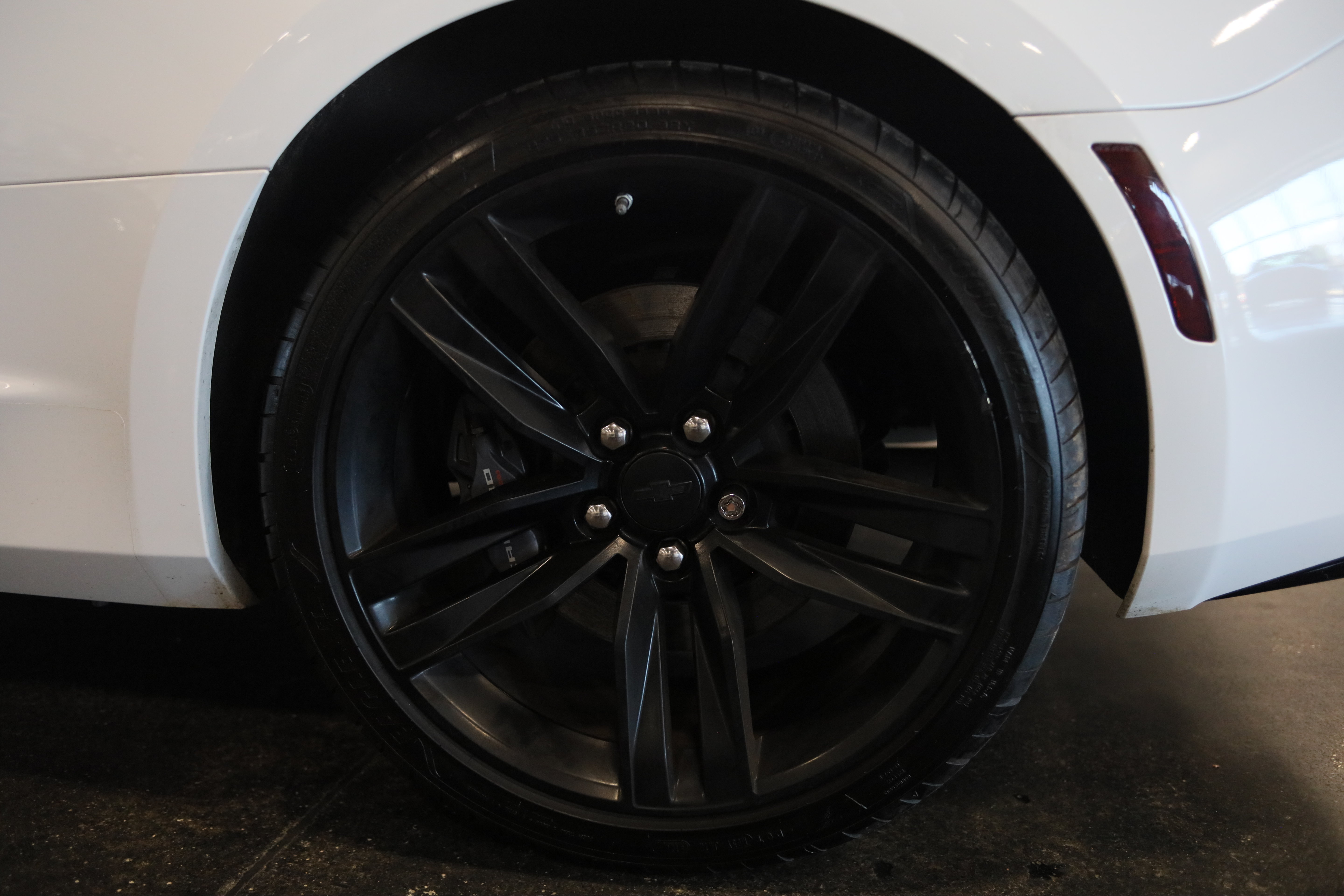 Used 2017 Chevrolet Camaro SS RWD image 15