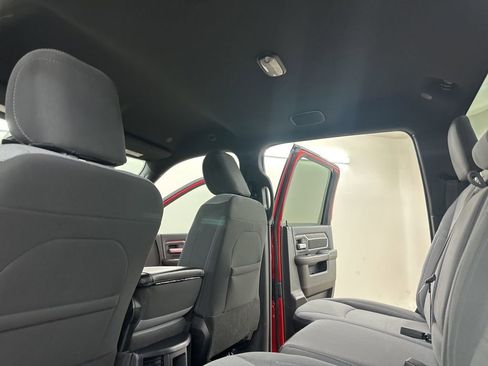 Used 2024 RAM 2500 Big Horn w/ Bed Utility Group image 27