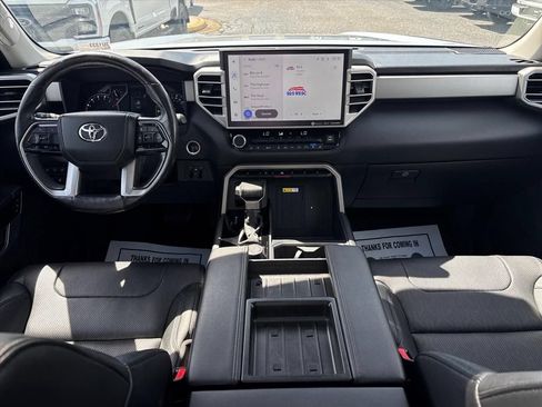 Used 2022 Toyota Tundra Limited AWD/4WD image 21