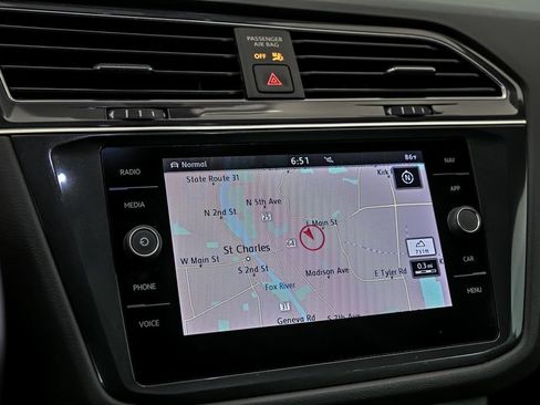 Used 2019 Volkswagen Tiguan SEL AWD/4WD image 20