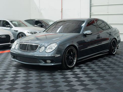 Used 2005 Mercedes-Benz E 55 AMG Sedan image 3