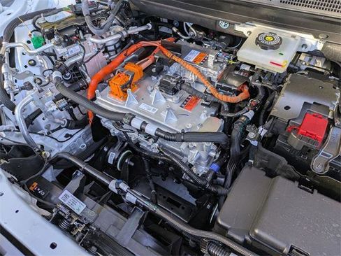 New 2026 Chevrolet Equinox EV LT image 28