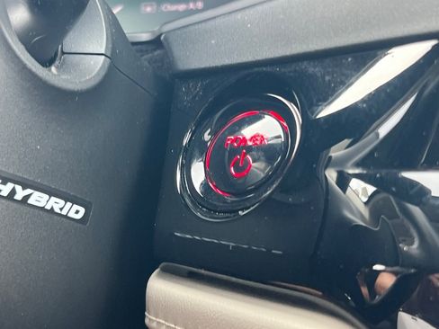 Certified 2023 Honda Accord Touring image 34