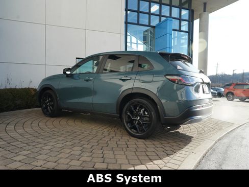 Used 2025 Honda HR-V Sport image 19