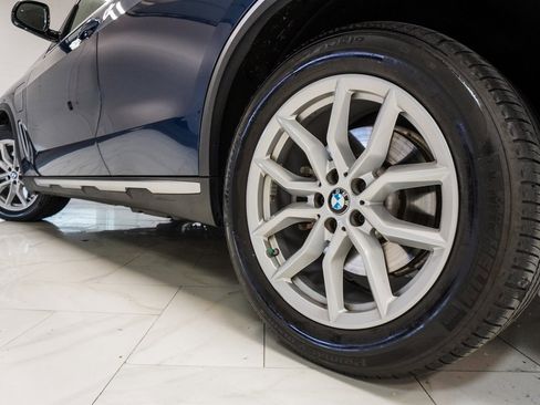 Used 2021 BMW X5 xDrive45e w/ Premium Package image 40