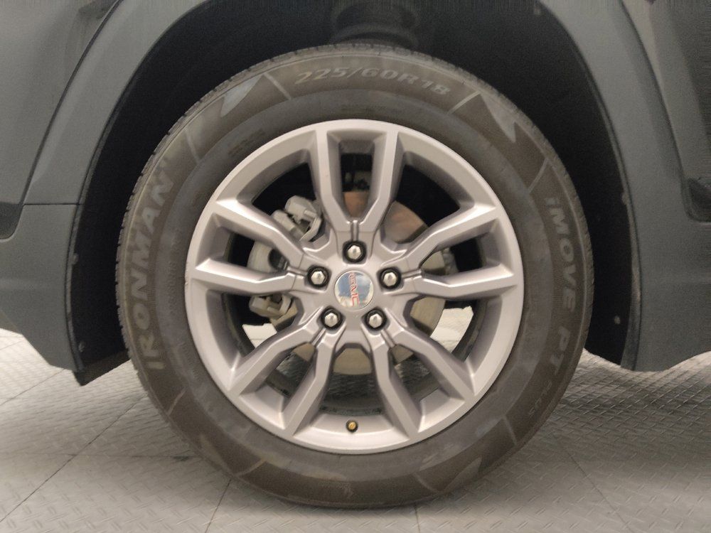 Used 2024 GMC Terrain SLT AWD/4WD image 31