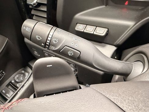 Used 2024 GMC Sierra 1500 AT4X image 42