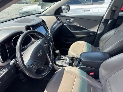 Used 2017 Hyundai Santa Fe Sport w/ 2.4L Tech Package 04 FWD image 2