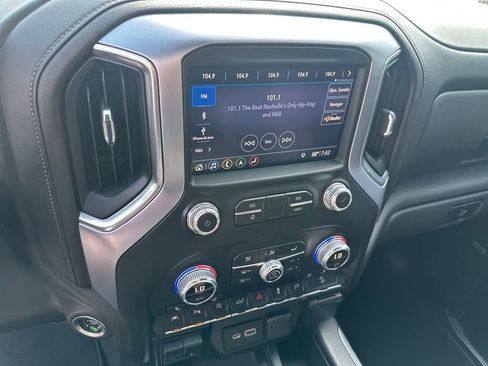 Used 2019 GMC Sierra 1500 SLT w/ SLT Premium Plus Package image 23