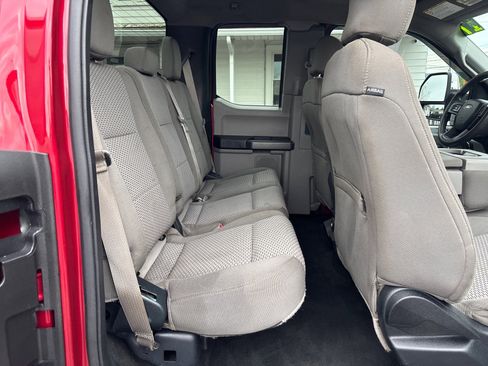 Used 2017 Ford F250 XLT w/ XLT Premium Package AWD/4WD image 20