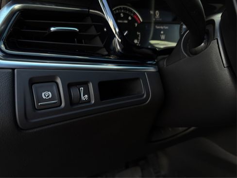 New 2025 Cadillac XT6 Luxury image 20