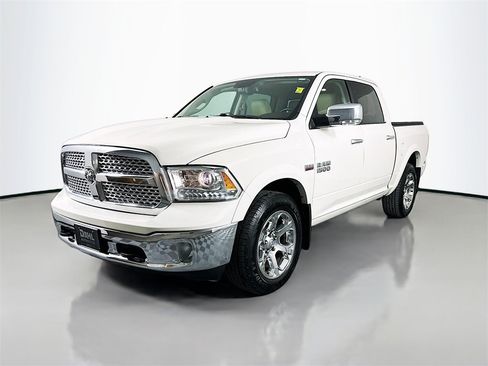 Used 2017 RAM 1500 Laramie w/ Convenience Group image 3