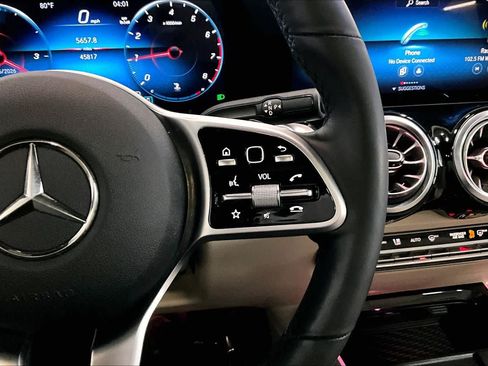 Certified 2023 Mercedes-Benz GLB 250 4MATIC image 24