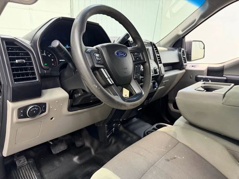 Used 2016 Ford F150 XL w/ Equipment Group 101A Mid image 12