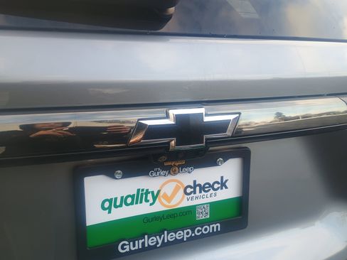 Used 2023 Chevrolet Traverse RS w/ LPO, Floor Liner Package image 9