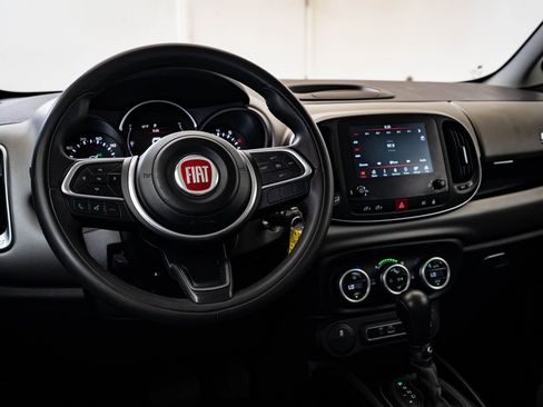 Used 2019 FIAT 500L Lounge w/ Graphite Edition image 4