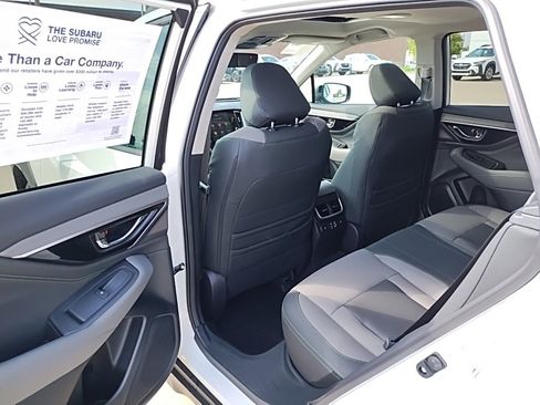 Used 2025 Subaru Outback Onyx Edition XT image 43