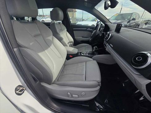 Used 2016 Audi A3 e-tron Premium Plus w/ Premium Plus Package image 11