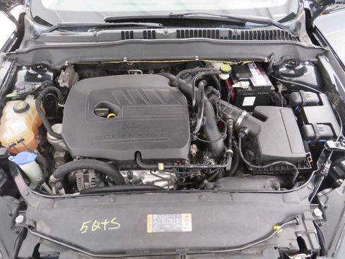 Used 2016 Ford Fusion SE w/ Equipment Group 202A FWD image 23
