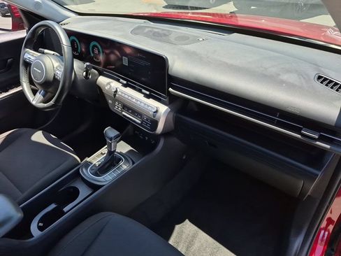 Used 2025 Hyundai Kona SEL FWD image 32