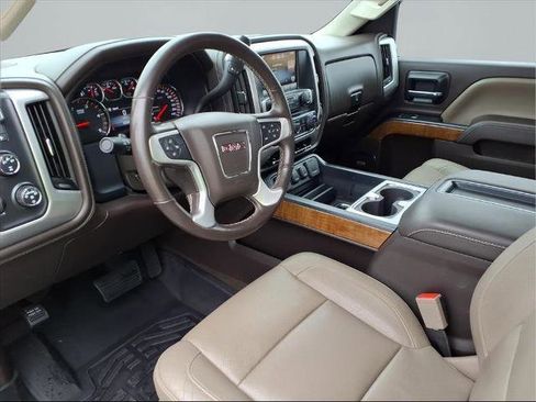 Used 2015 GMC Sierra 2500 SLT w/ Suspension Package, Off-Road image 21