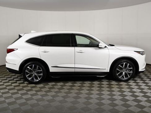 Certified 2024 Acura MDX SH-AWD w/ Technology Package image 5