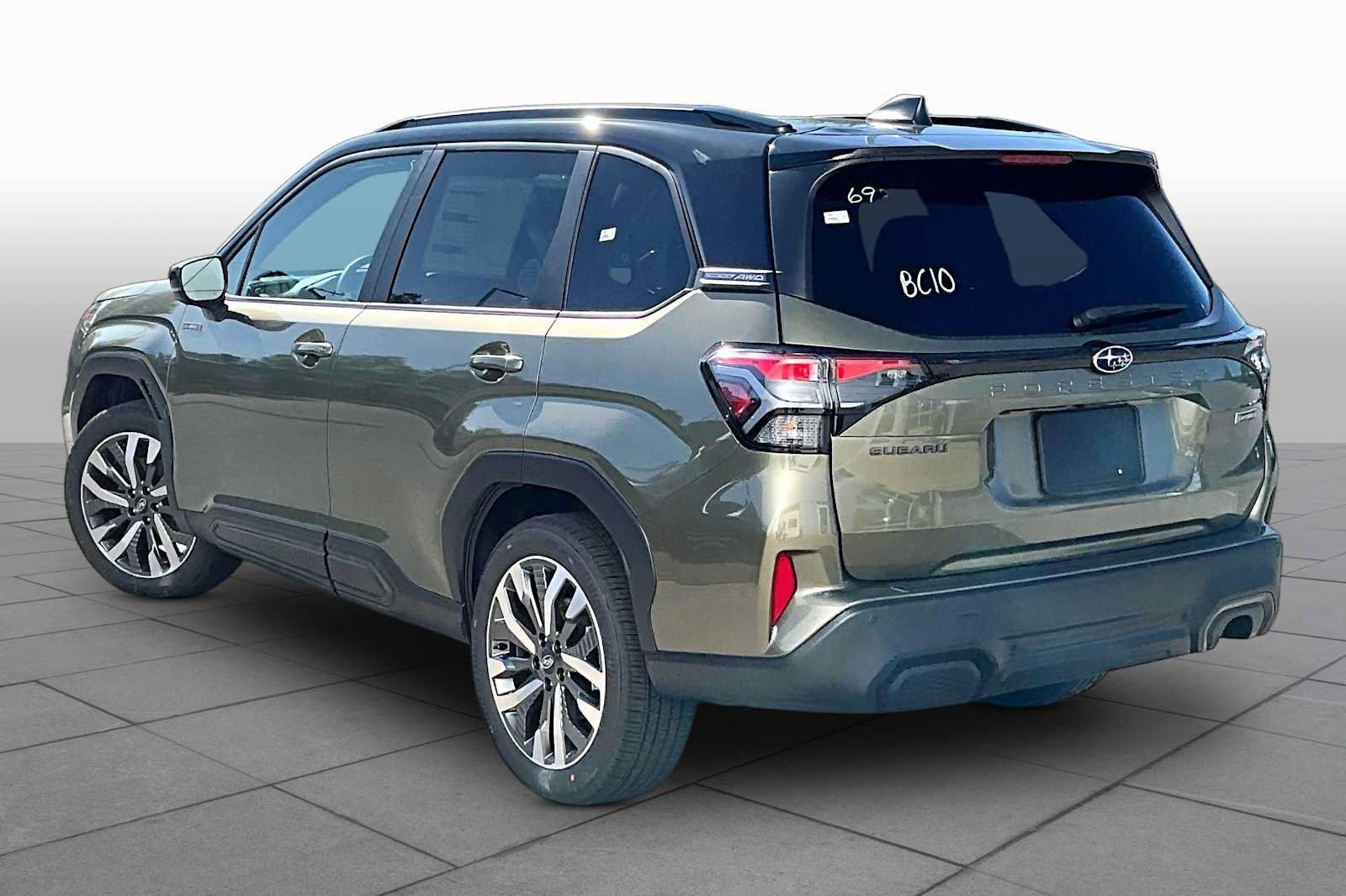 New 2026 Subaru Forester Touring AWD/4WD image 11