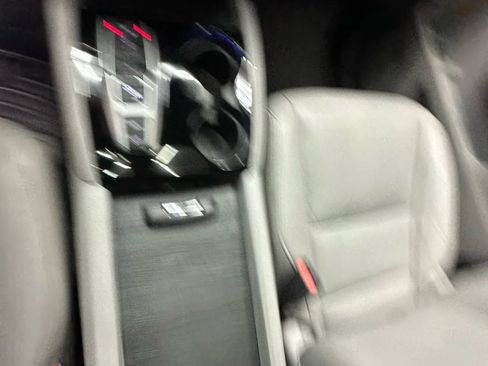 Used 2016 Honda Pilot Touring image 20