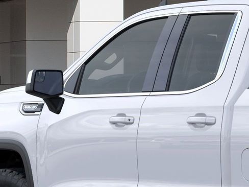 New 2026 GMC Sierra 1500 SLE image 13