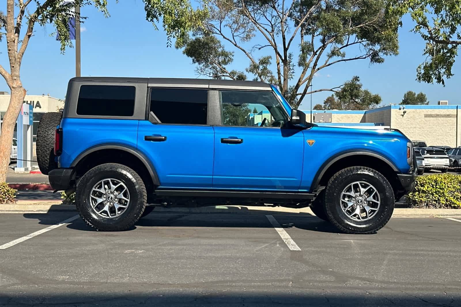 Certified 2023 Ford Bronco Badlands AWD/4WD image 9