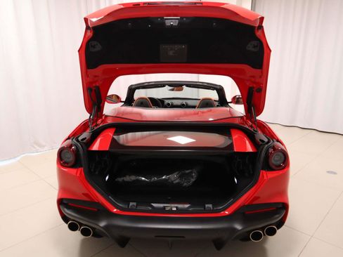 Certified 2023 Ferrari Portofino M RWD image 21