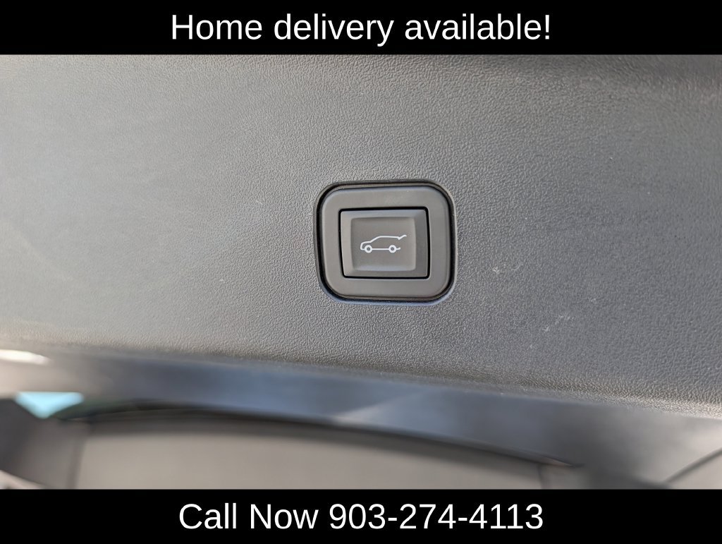 Used 2026 Cadillac Vistiq Platinum AWD/4WD image 32
