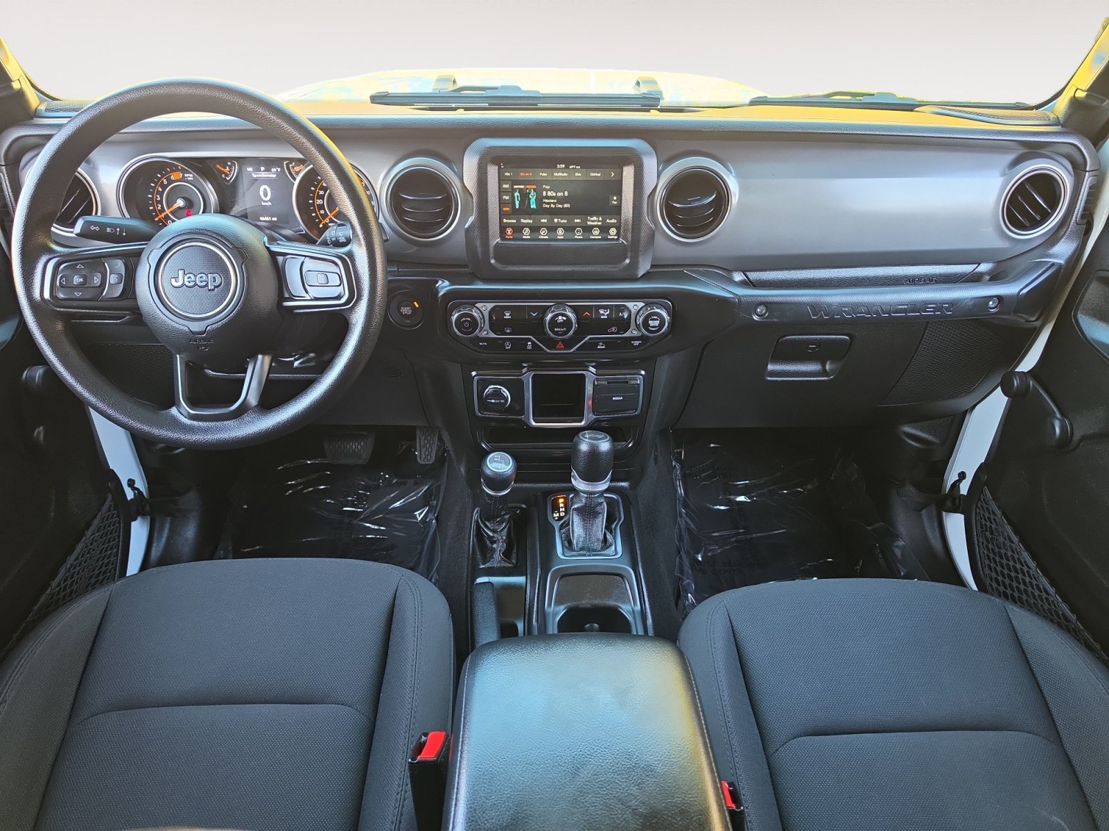 Used 2022 Jeep Wrangler Sport AWD/4WD image 10