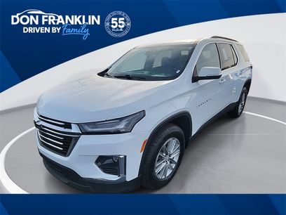Used 2023 Chevrolet Traverse LT