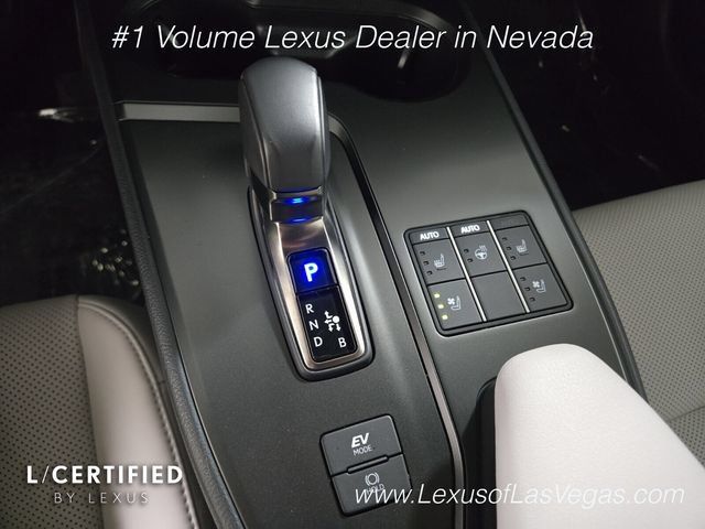 Used 2025 Lexus UX 300h AWD w/ Cold Area Package image 39