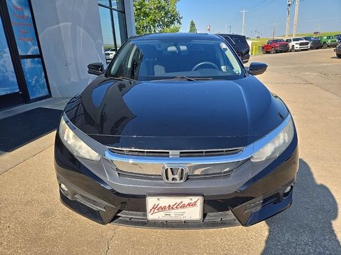 Used 2018 Honda Civic EX-T image 16