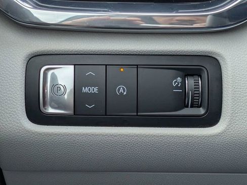 Used 2024 GMC Acadia Denali w/ Super Cruise Package image 26