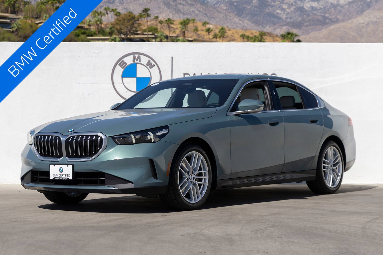 Certified 2024 BMW 530i w/ Convenience Package RWD image 1