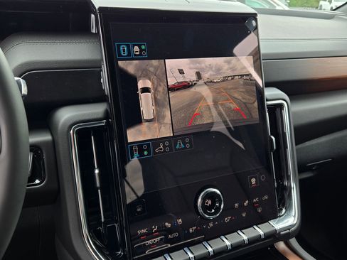 New 2026 GMC Yukon XL Denali AWD/4WD image 40