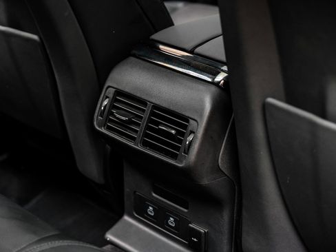 Used 2024 Land Rover Range Rover Velar Dynamic SE image 42